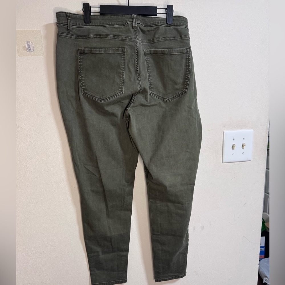 Lane Bryant Green Super Stretch Skinny Jeans – 18 - Picture 2 of 5